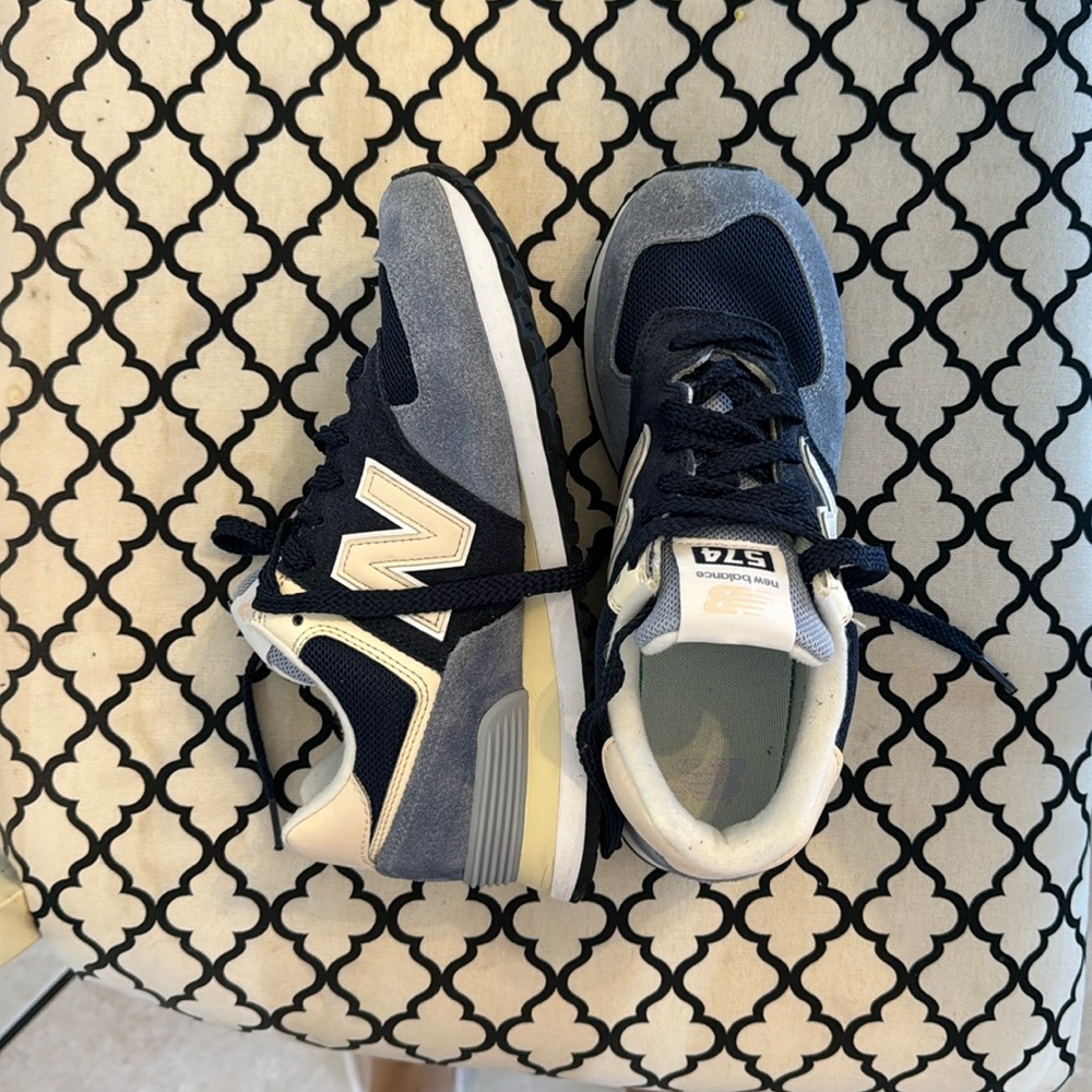 Women’s New Balance Tennis Shoes